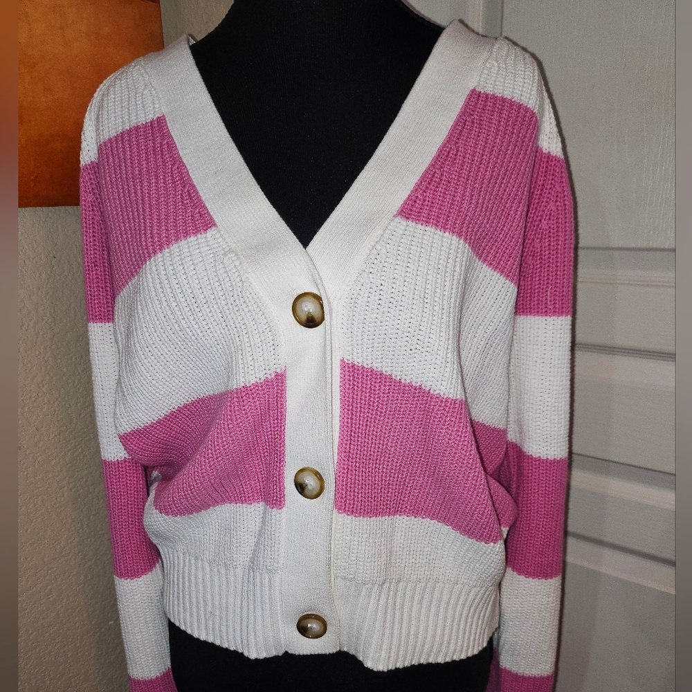 Chic Pink and White Striped Cardigan